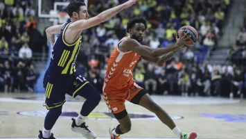 Una jugada de Jean Montero es elegida la mejor de la Euroliga