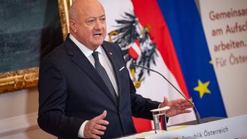 Austria expulsa a tres diplomáticos rusos por supuesto espionaje
