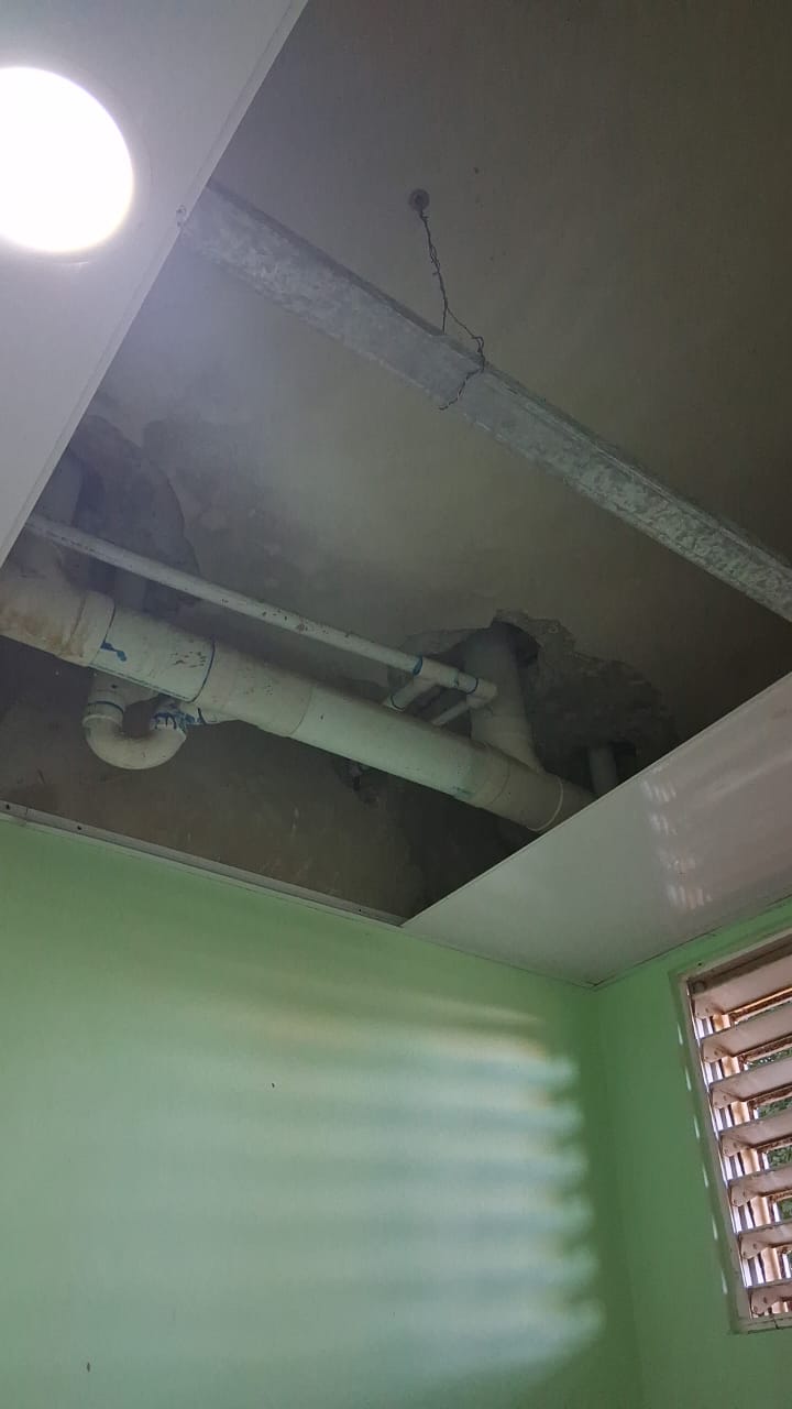 Escuela perteneciente a los distritos escolares 05-01 y 05-02 (Foto Christopher Rivera) (2)