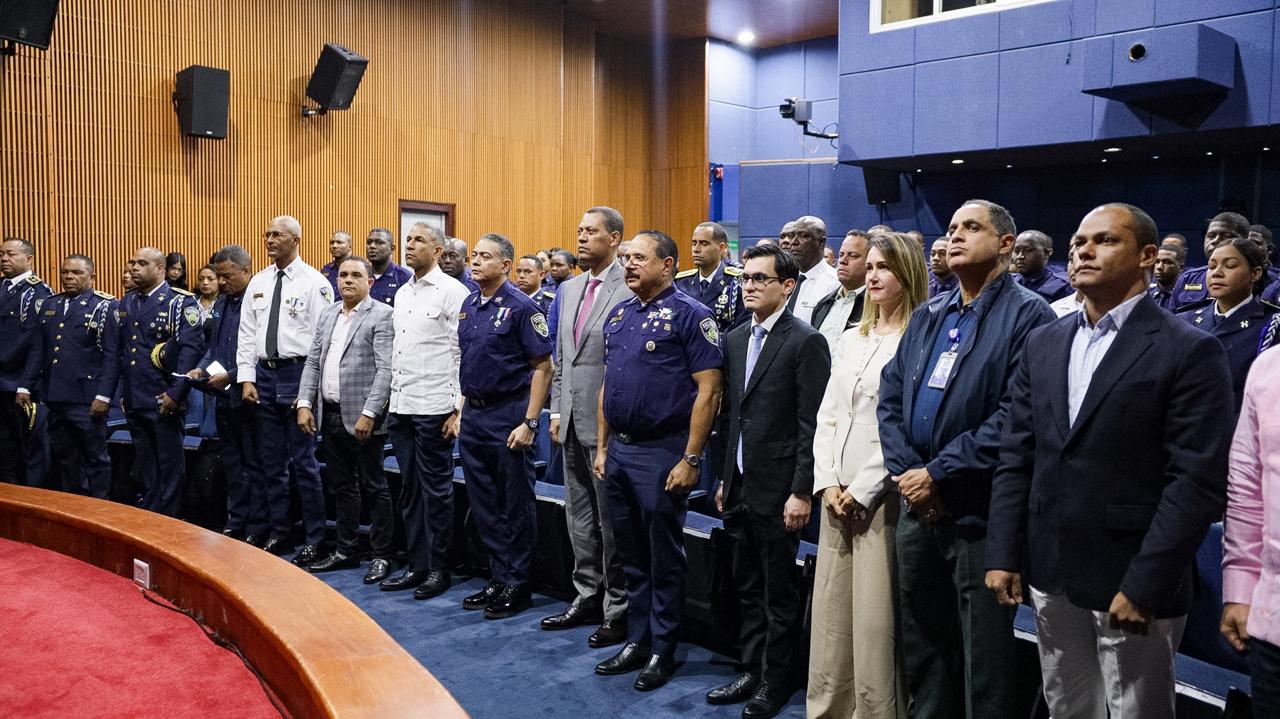 Indotel y Dicat firman acuerdo para fortalecer la investigación de delitos tecnológicos (5)