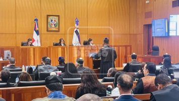 Tribunal decide esta tarde si condena o no a militares y civiles por presunta estafa al Estado