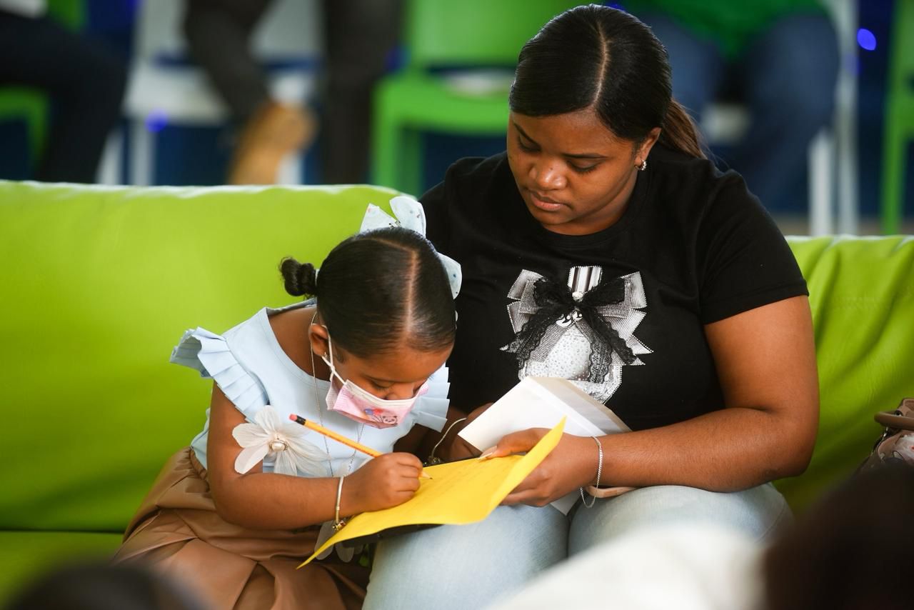 Arbaje conmemora Día Internacional de la Lucha contra el Cáncer Infantil junto a pacientes oncopediátricos (2)
