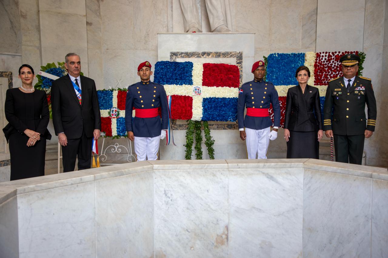 Presidente Abinader asiste a Tedeum por 182 aniversario de la Independencia Nacional (11)