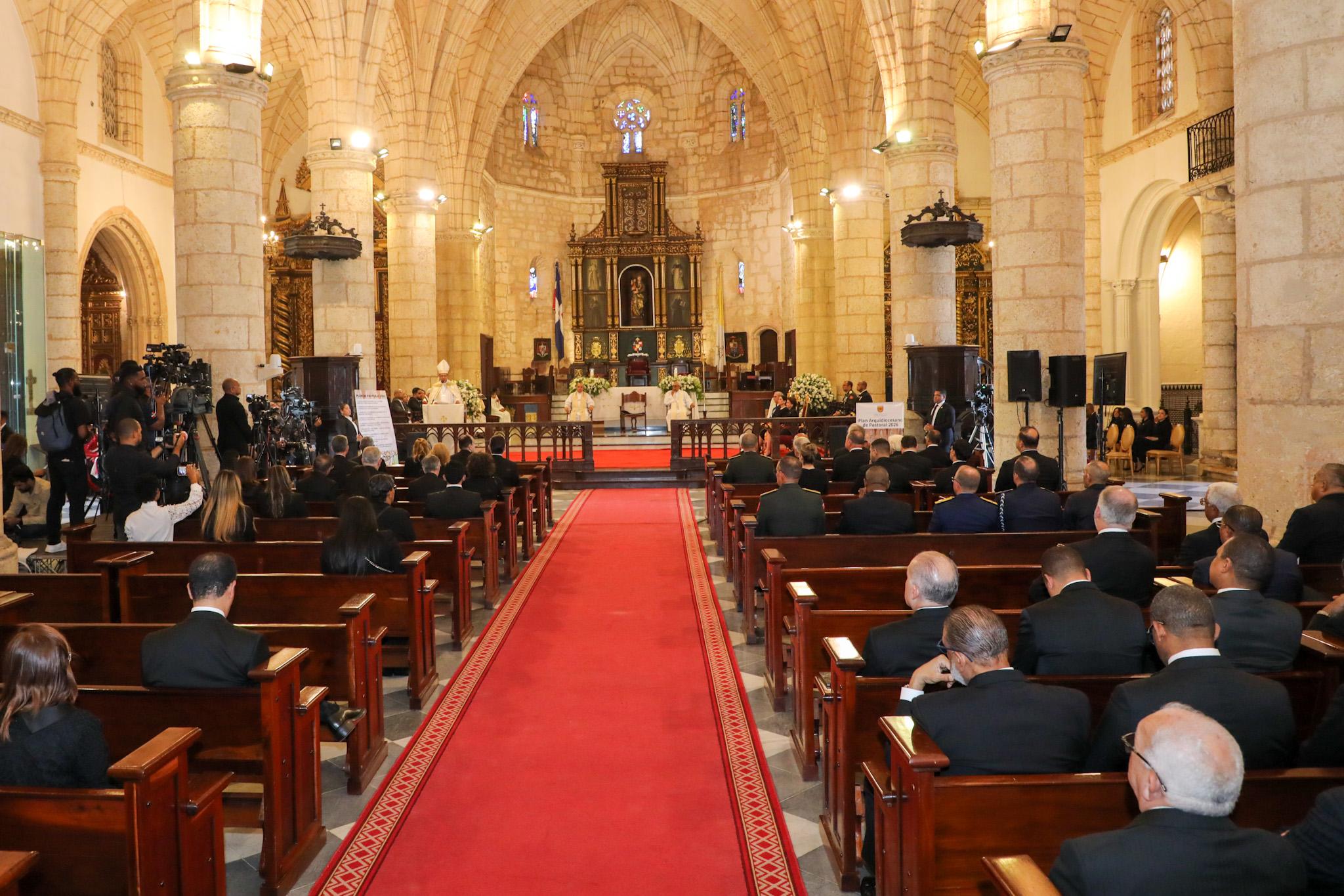 Presidente Abinader asiste a Tedeum por 182 aniversario de la Independencia Nacional (18)
