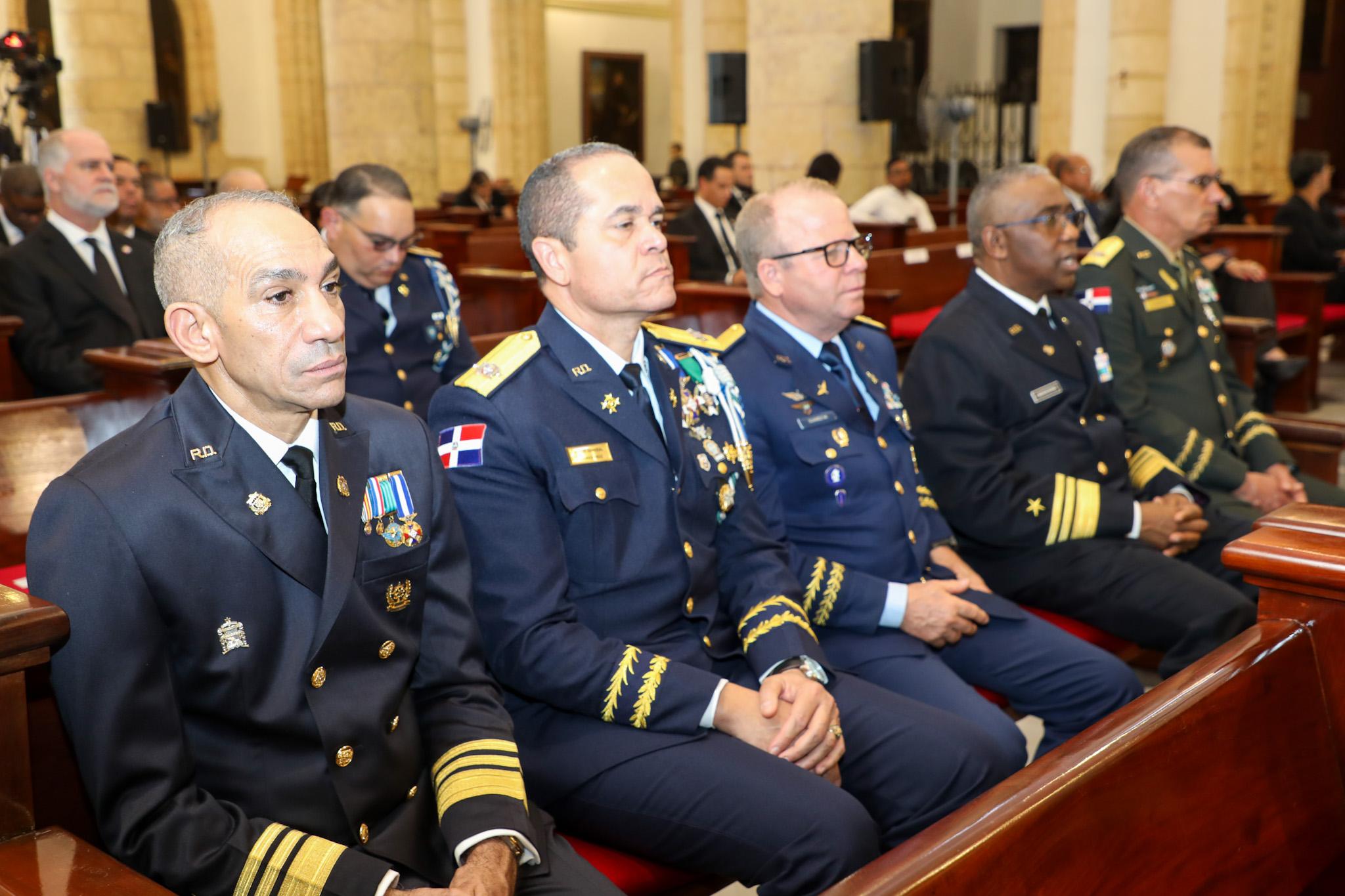 Presidente Abinader asiste a Tedeum por 182 aniversario de la Independencia Nacional (7)