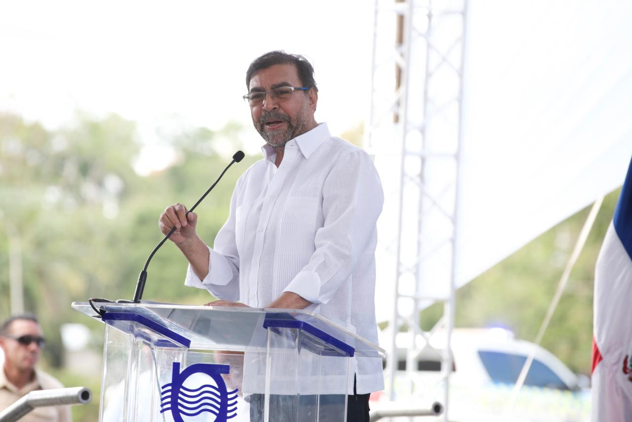 Presidente Abinader inaugura obras hidráulicas en Duarte para mitigar inundaciones del río Yuna (6)