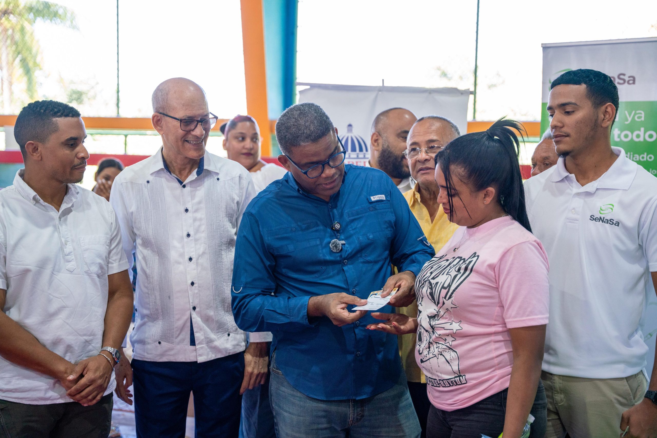 Propeep respalda familias y trabajadores del tabaco en Villa González con jornada de inclusión social (4)