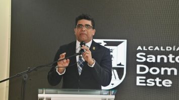 Alcalde Dío Astacio resalta avances en drenaje, limpieza, educación y cultura en SDE