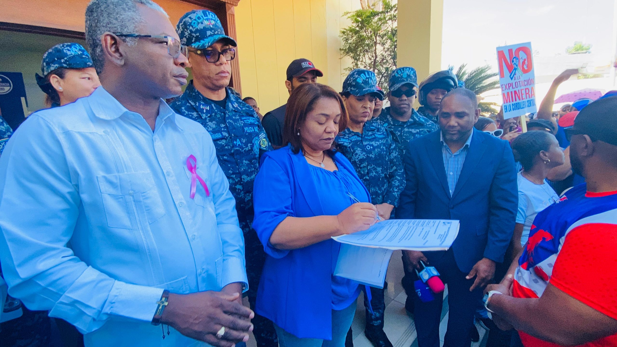 ADP en San Juan protestan por centros educativos inconclusos y reclaman nombramiento de docentes (3)