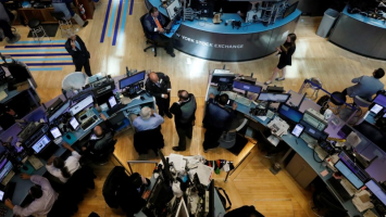 Wall Street cierra mixto tras el petróleo cerrar en 100 dólares por primera vez desde 2022