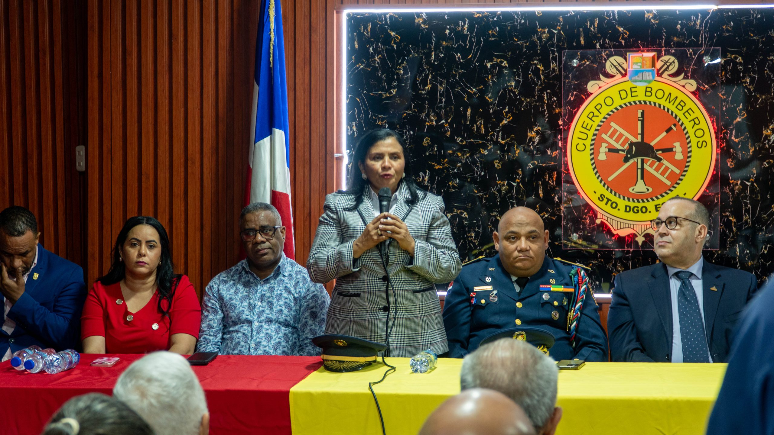 Cuerpo de Bomberos de SDE gradúa 31 nuevos voluntarios (2)