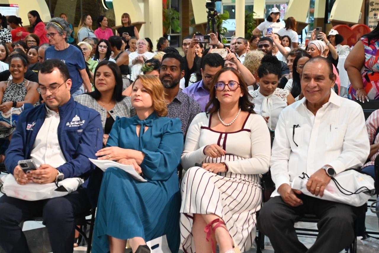 Fedda celebra tercer aniversario lanzando campaña nacional “Denuncia el Maltrato Animal” (6)