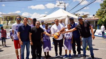 “Inefi con el Barrio” unifica el deporte con la comunidad en Los Mameyes, SDE