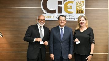 Persio Maldonado resalta trascendencia de nueva cédula para modernización del Estado y el sistema electoral