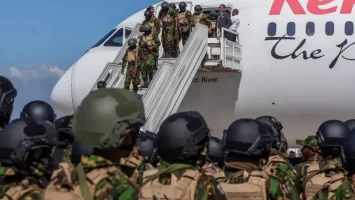 Regresan a Kenia 208 policías desplegados en la misión de seguridad internacional en Haití