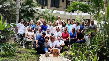 Donde comienza el silencio: una experiencia contemplativa con “Amigos del Desierto”