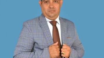 René Taveras inscribe candidatura a Secretaría General del PRM en el Distrito Nacional