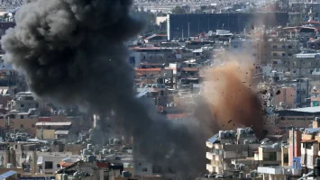 Irán lanza una nueva oleada de bombardeos contra Israel y bases estadounidenses en Irak