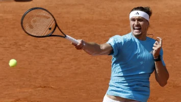 Zverev aplaca a Mensik y vuelve a los cuartos de final en Madrid