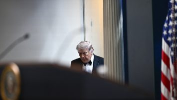 Condena unánime por el tiroteo en la cena de Trump y rechazo de la violencia política