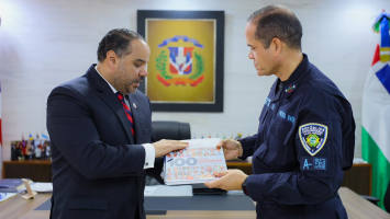 Defensor del Pueblo y Policía Nacional acuerdan fortalecer formación en derechos humanos