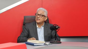 El especialista en seguros Osiris Mota. (Foto: Luis Montero)