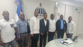 Gestionan continuación de electrificación de comunidades rurales de la Sierra de Neiba