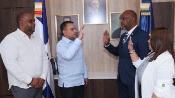 Director SNS juramenta nuevas autoridades del Hospital Regional Antonio Musa en SPM