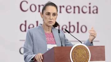 Sheinbaum alerta de que “ninguna potencia extranjera” va a decir “cómo nos gobernamos”