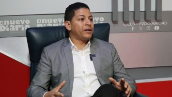 Diputado Luis Báez exige renovación interna del PRM por el voto directo
