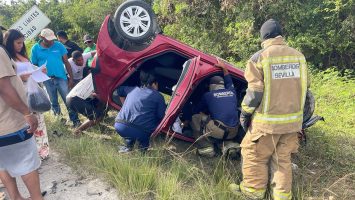 Choque entre dos vehículos deja cinco personas lesionadas en la autopista Punta Cana-Miches