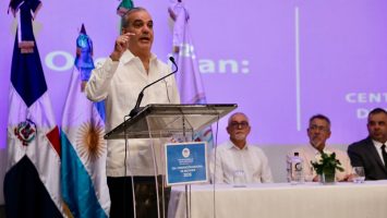 Abinader llama al consenso y unidad de sectores para enfrentar efectos crisis en Medio Oriente