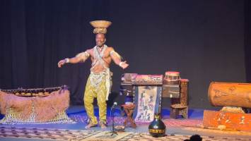El percusionista, espectáculo destacado de Festae 2026 (Critica de teatro)