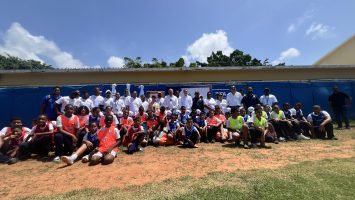 FDF e Inefi efectuaron primera entrega de balones para el programa FIFA Football for Schools