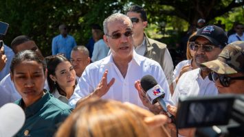 (VIDEOS) Presidente Abinader anuncia apoyo a productores afectados por lluvias en la Línea Noroeste
