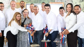 Wellington Arnaud deja iniciado acueducto San José de las Matas