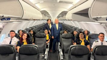 JetBlue University recibe a estudiantes de Tripulantes VIP en RD para práctica académica