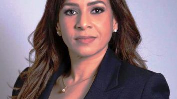 Karen Ricardo advierte reducción presupuestaria busca debilitar partidos políticos