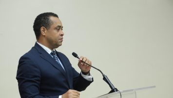 La UASD presenta nuevo reglamento de validación de estudios y títulos