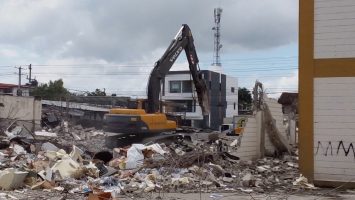 Ministerio de Deportes inicia demolición para el remozamiento del Complejo Deportivo de La Vega