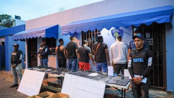PN desmantela estructura de estafas cibernéticas y detiene 25 personas en SDN