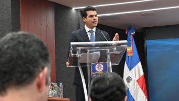 (VIDEOS) Wellington Arnaud destaca planificación y estudios técnicos para garantizar sostenibilidad de acueductos