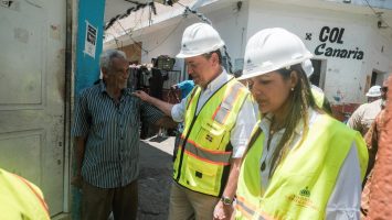 Ministerio de la Vivienda pone en marcha reparación de casas en Los Praditos, DN