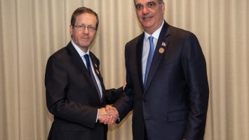 Abinader sostiene encuentro con presidente de Israel y subsecretario de Estado EE.UU. 