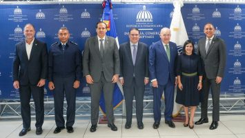 Yayo declara exportaciones como primer renglón económico del país