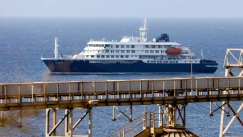 El crucero del hantavirus atraca el sábado en Tenerife para evacuar a los pasajeros