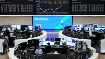La distensión en Oriente Medio sitúa a París al borde de los 8.000 puntos