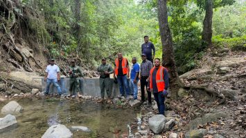 Medio Ambiente desmantela represa ilegal construida en el Río Bellaco en Jacagua