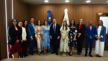 Mivhed y sector financiero impulsan mecanismo para facilitar acceso a vivienda en familias sin historial crediticio