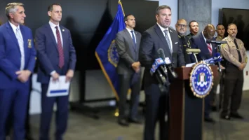 FBI emite advertencia sobre sitios web falsos que se hacen pasar por la FIFA para estafas
